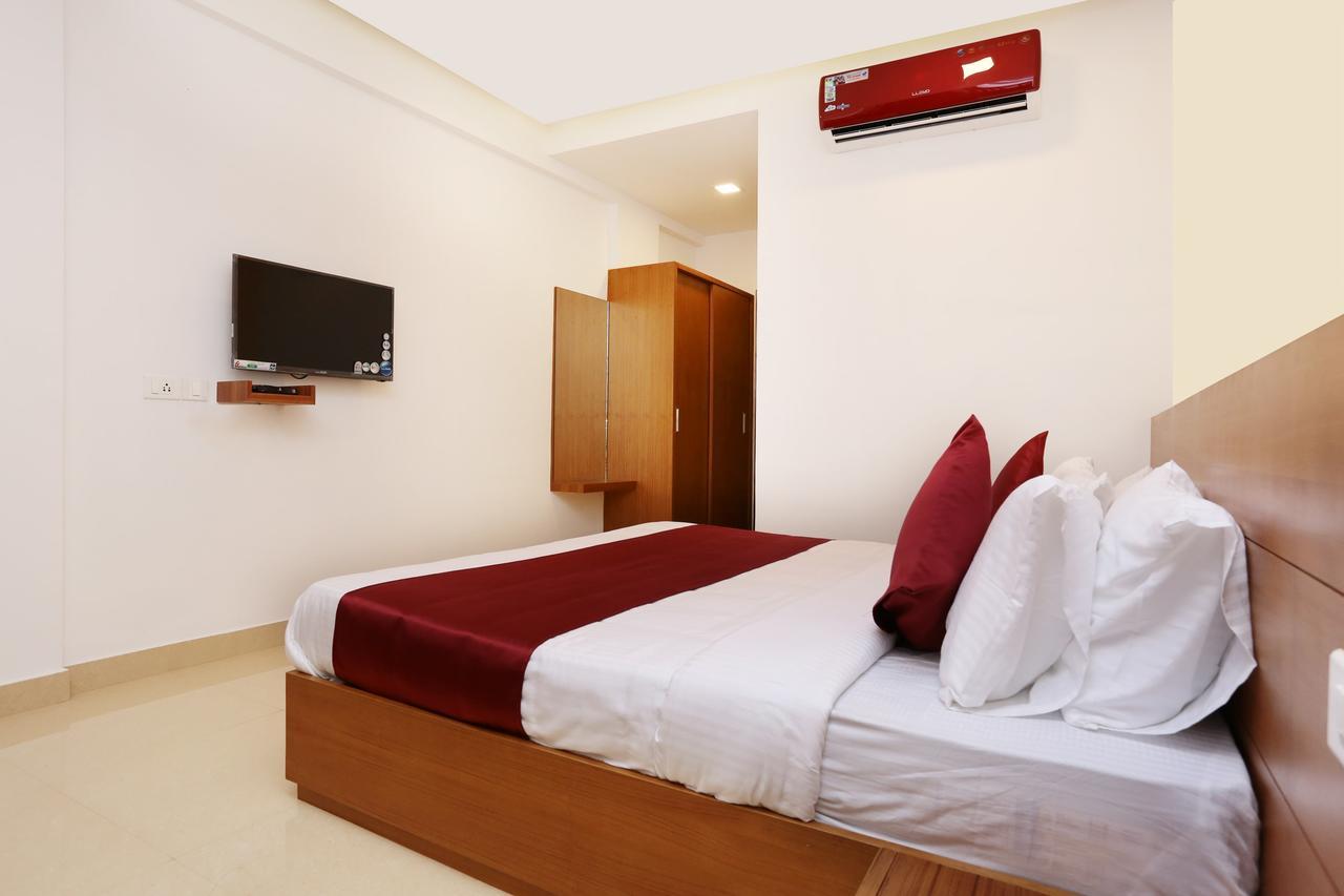 Hotel Ayodhya Residency Kozhikode Bagian luar foto